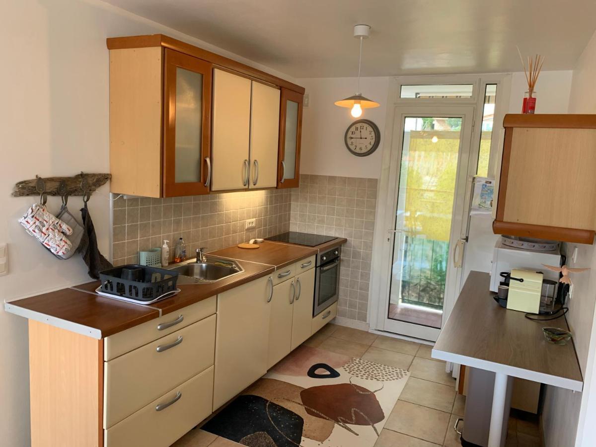 Appartement Les Pieds Dans L'Eau Saint-Mandrier-sur-Mer Εξωτερικό φωτογραφία