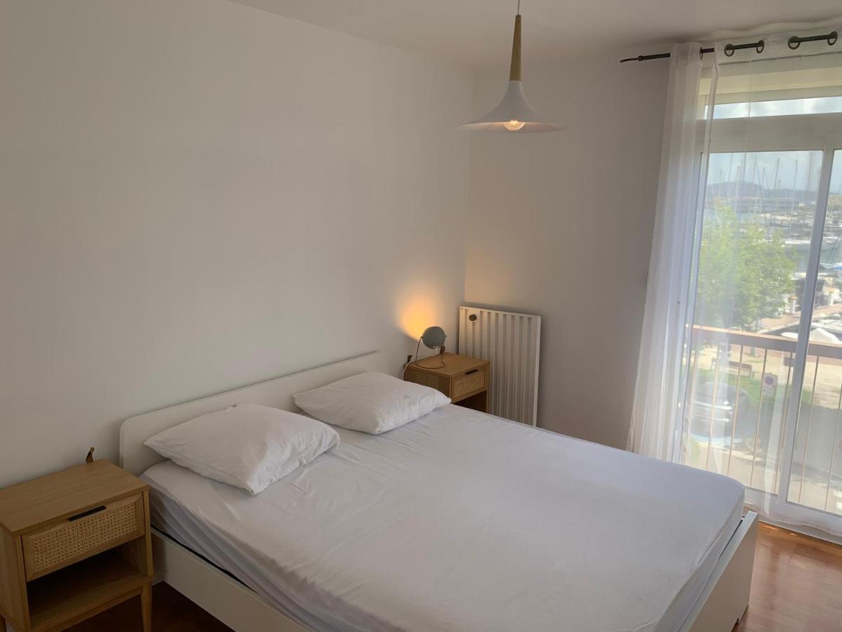 Appartement Les Pieds Dans L'Eau Saint-Mandrier-sur-Mer Εξωτερικό φωτογραφία